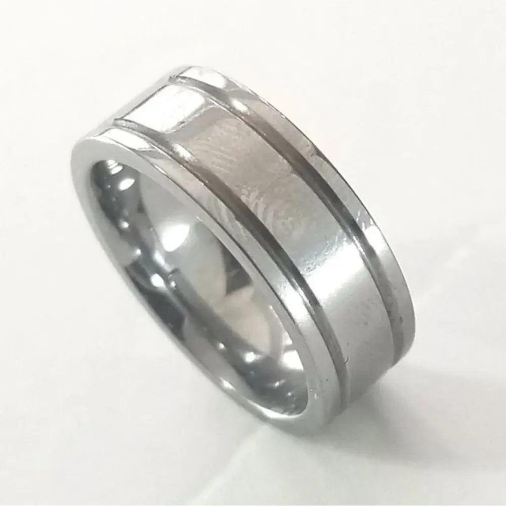 NEW Tungsten carbide ring‎ size 9.5